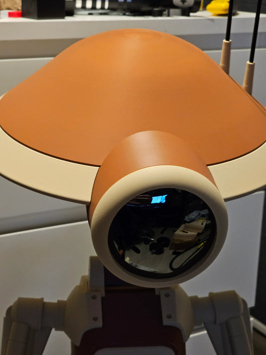 Pit Droid 1:1 Scale - Full-Size Replica