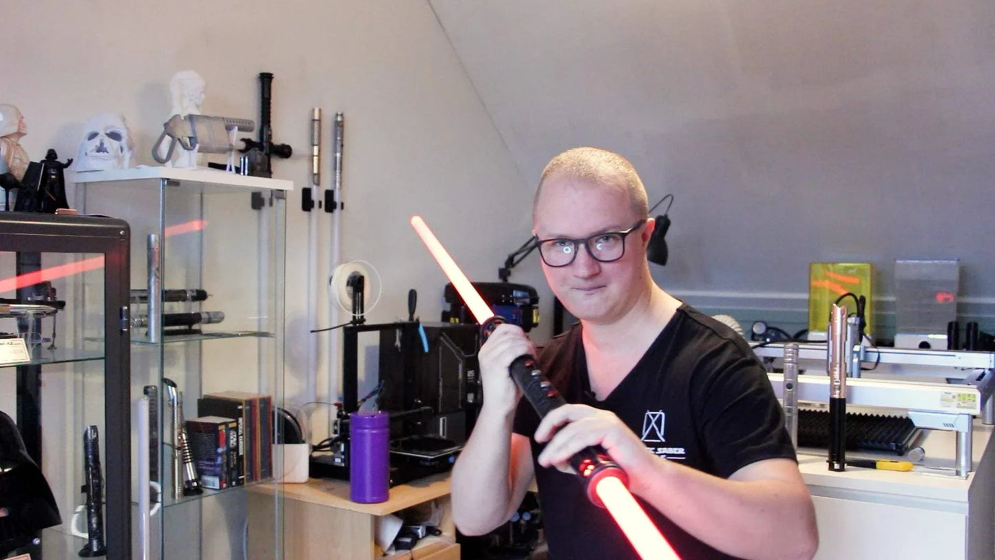 Darth Maul - Custom Weathered - Lightsabers Galactic Saber Store