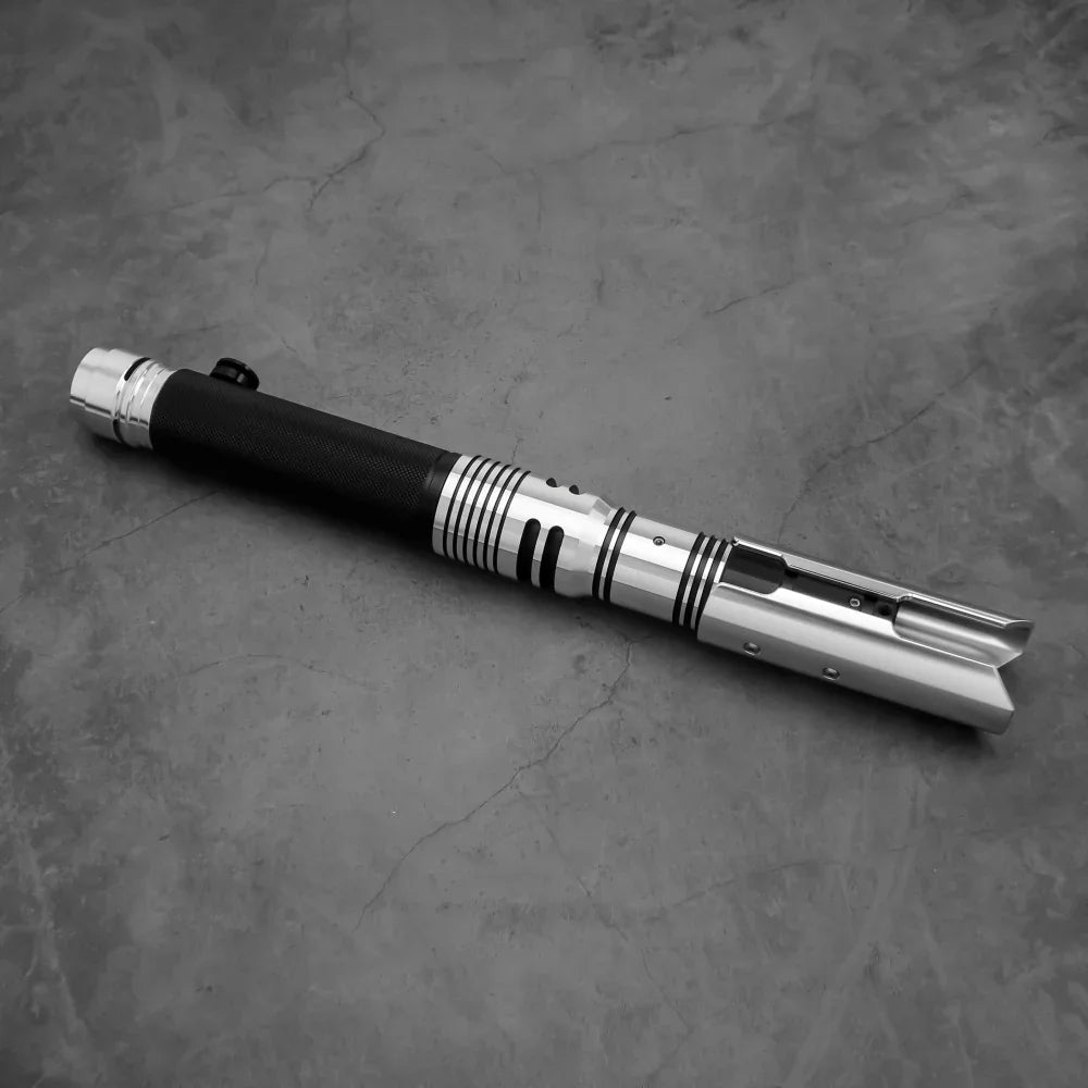 The Nomad Survivor SE - Combat Saber