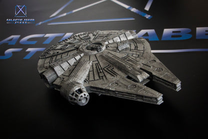 Millennium Falcon Model